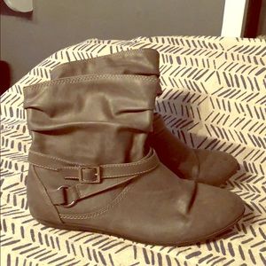 Grey boots for a grey day